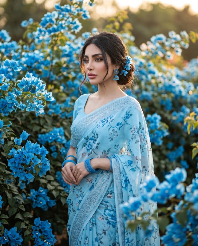 پرترهای سینمایی و رؤیایی در باغی پر از گلهای آبی...
